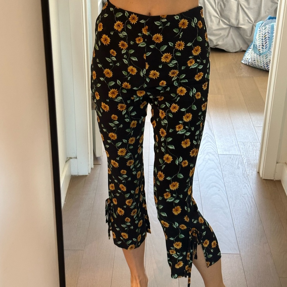Wild Honey Sunflower Cropped Pants